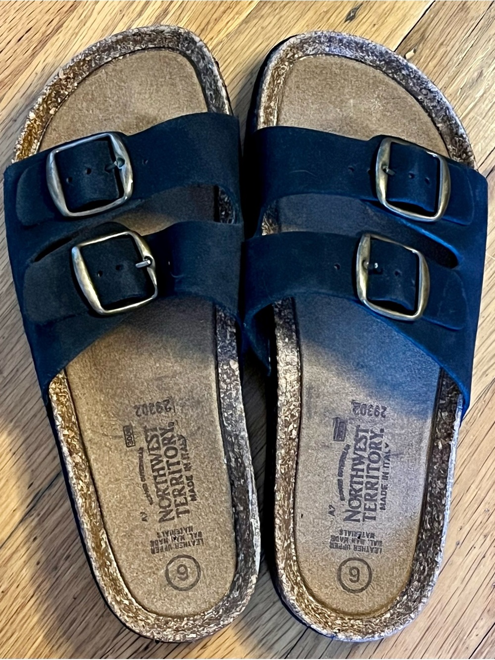 Northwest Territory Women’s Black Double-Strap Buckle Sandals